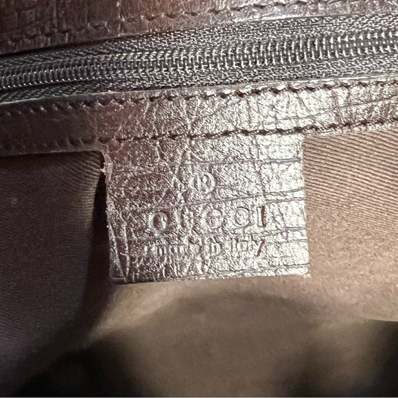 Gucci east west tote with leather trim. - Picture 3 of 7